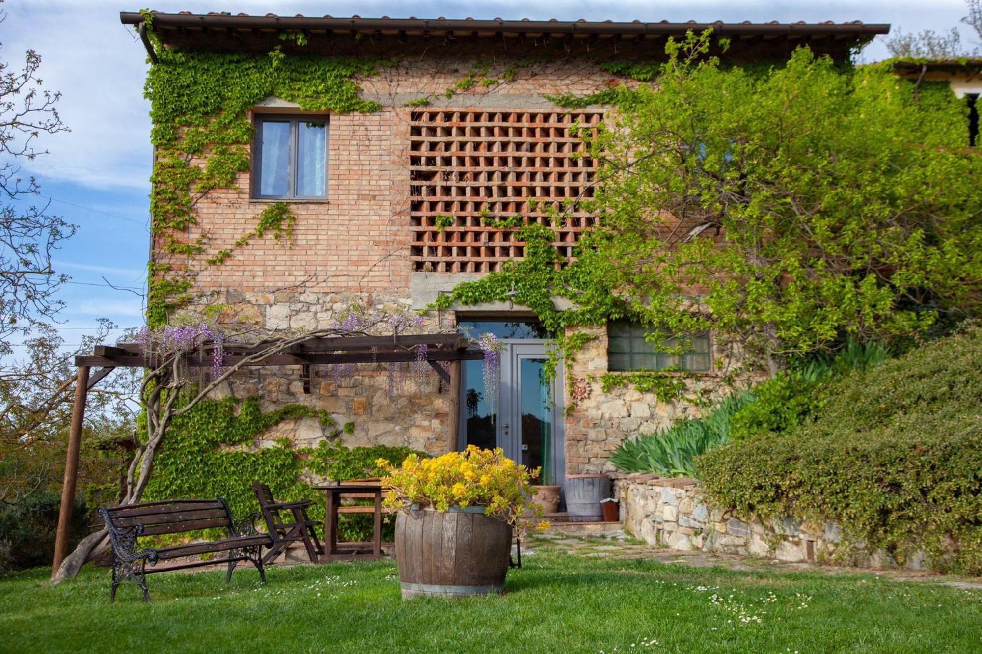 Agriturismo & Winery Il Bacio Tavarnelle Val di Pesa Exterior photo
